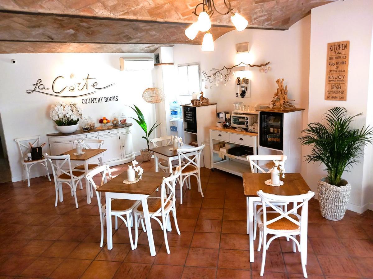 La Corte Country Rooms Módena Exterior foto