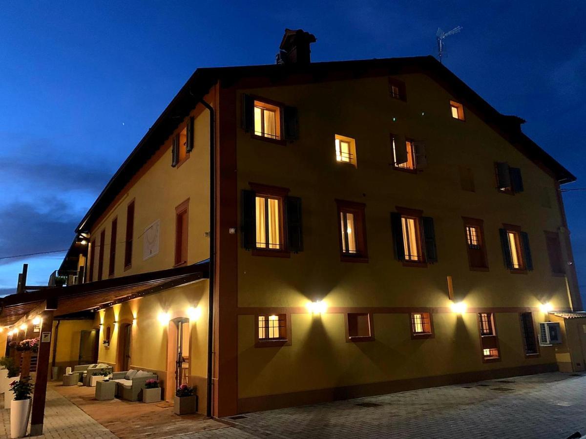 La Corte Country Rooms Módena Exterior foto